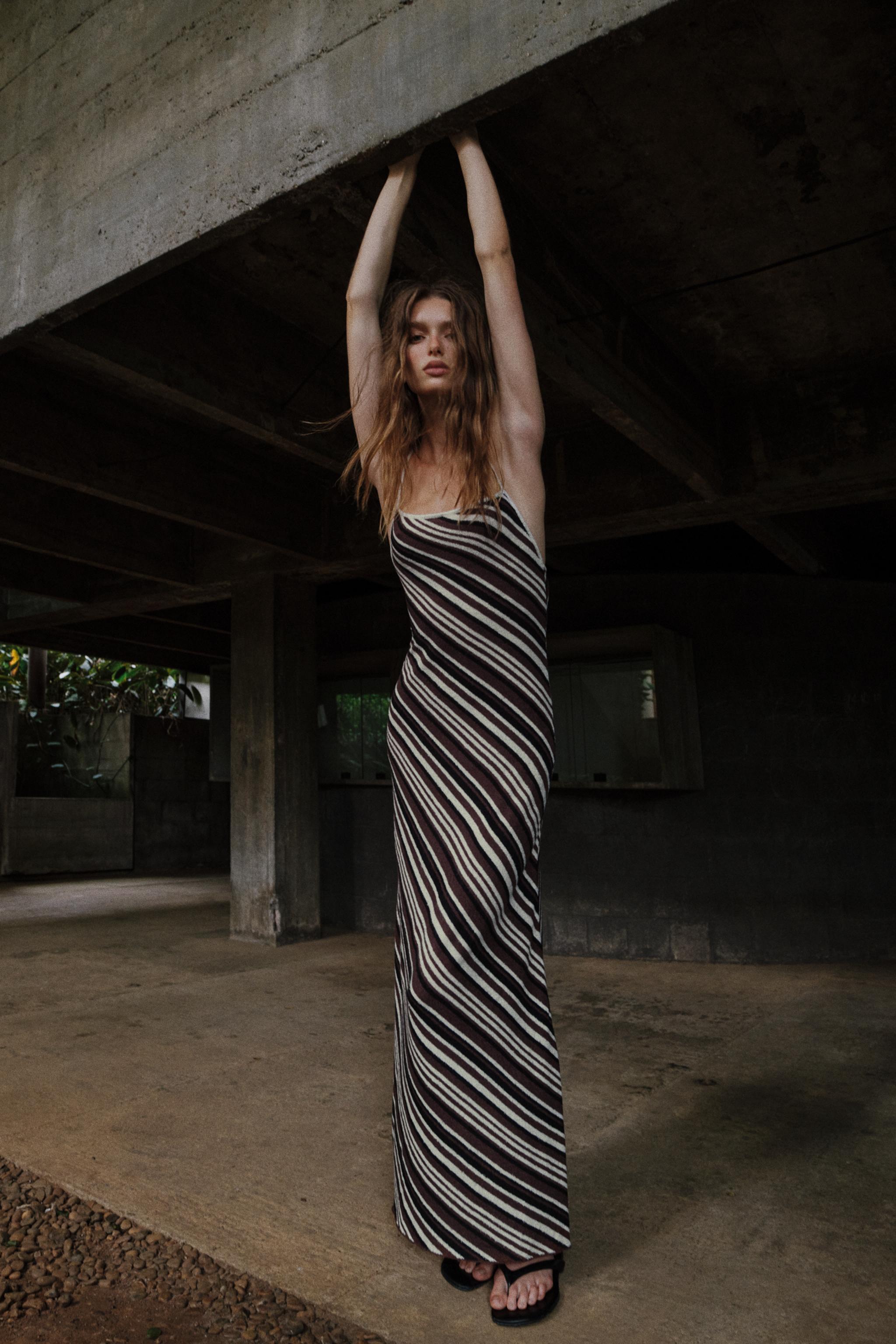 RUSTIC STRIPED MIDI DRESS